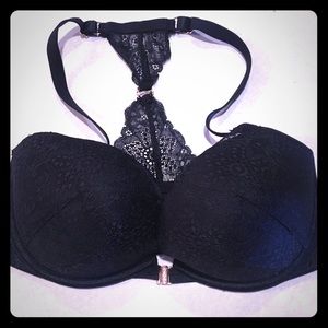 Victoria’s Secret 34DD